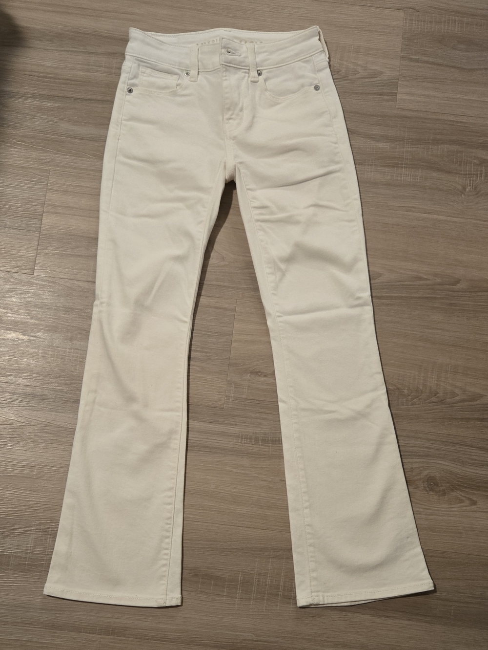 American Eagle Outfitters White Flare Jeans - High Rise